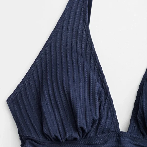 NWT! Navy Ribbed & Ruched Cupshe One Piece Slimming Swimsuit Large - Picture 5 of 15